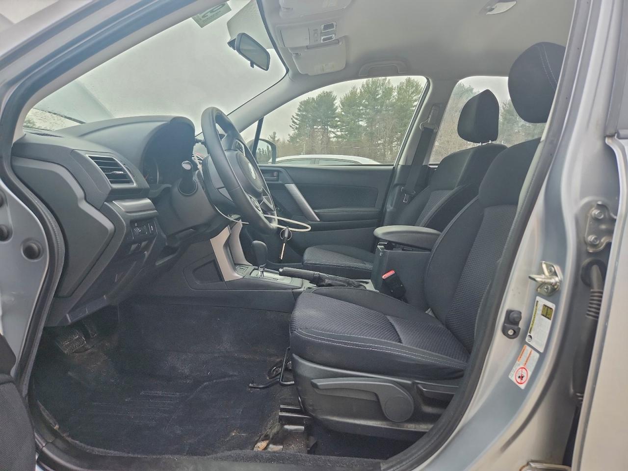 Subaru Forester 2.5i Image 6
