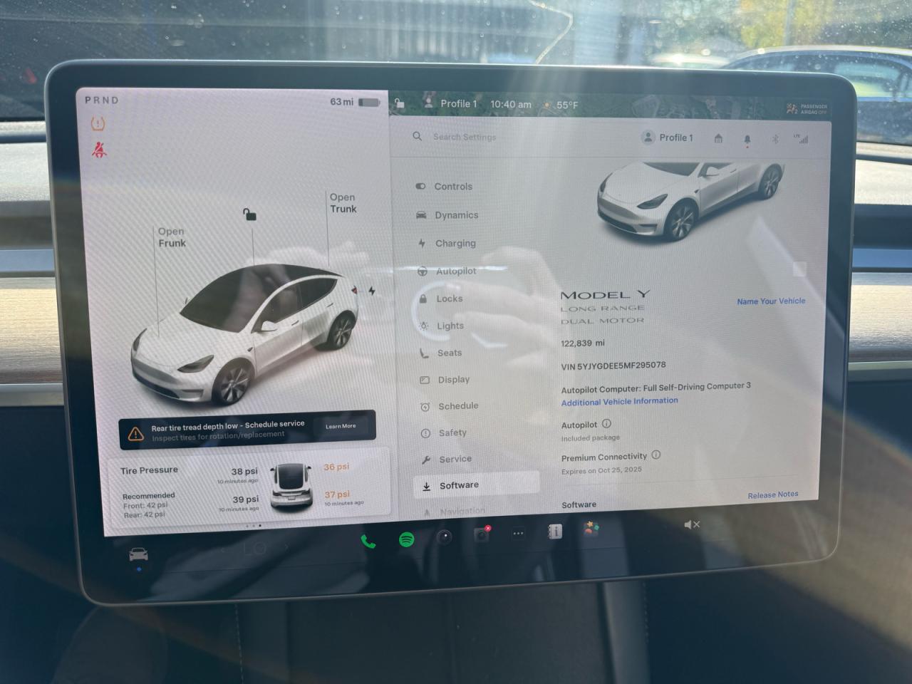 Tesla Model Y Image 2