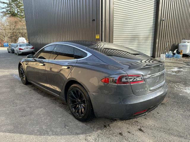 Tesla Model S Image 12