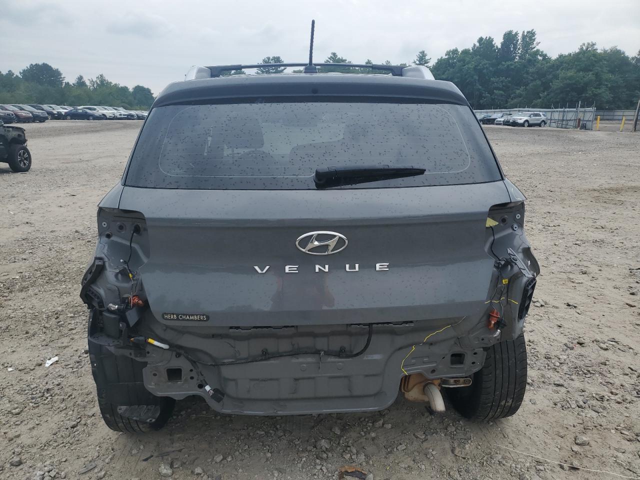 Hyundai VENUE Sel Image 5