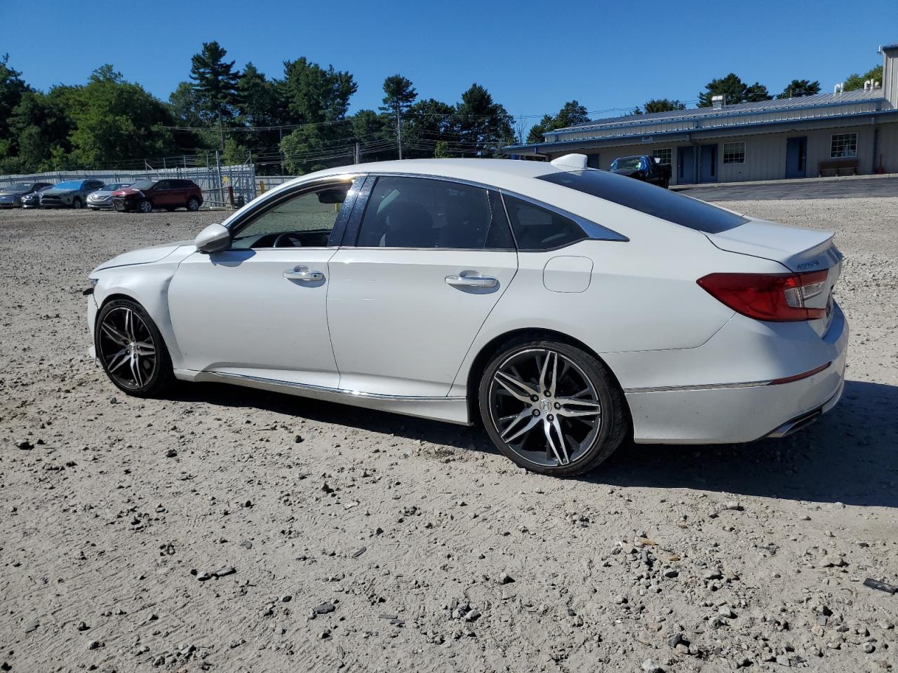 Honda Accord Touring Image 2