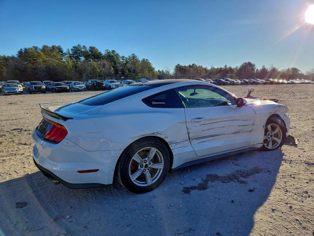 Ford Mustang Image 10