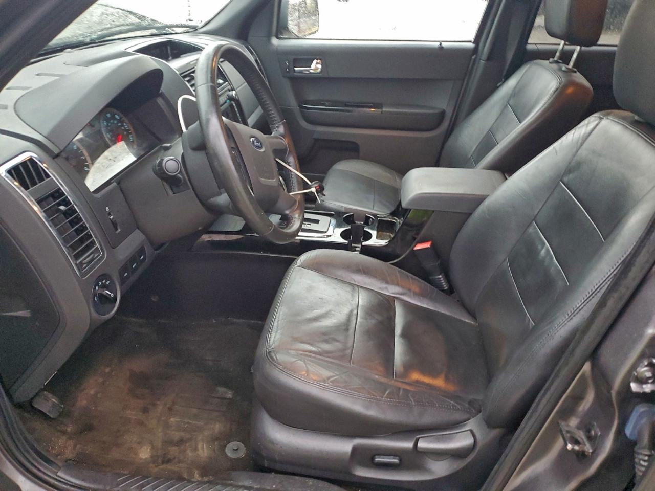 Ford Escape Limited Image 10