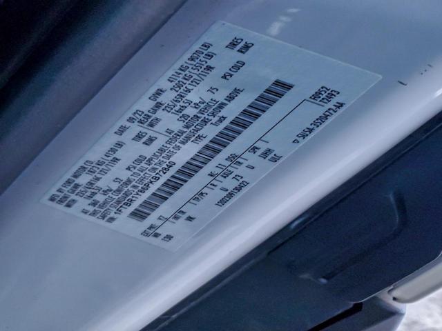 Ford Transit T-250 Image 12