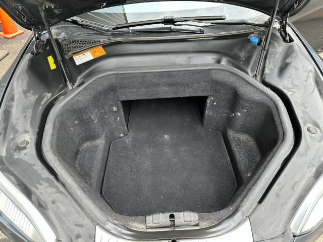 Tesla Model S Image 5
