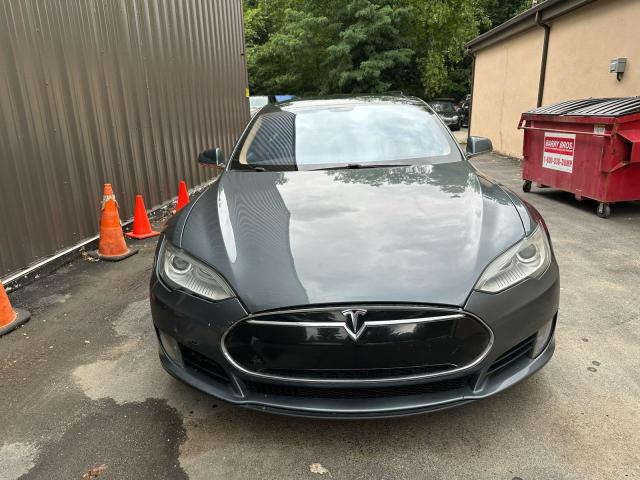 Tesla Model S Image 9