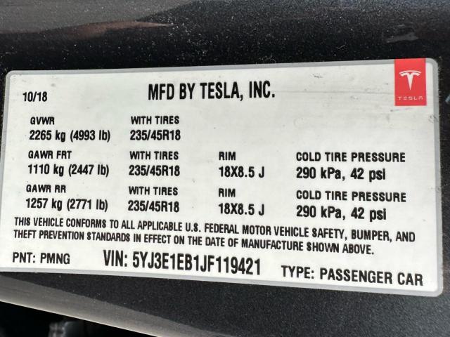 Tesla Model 3 Image 8