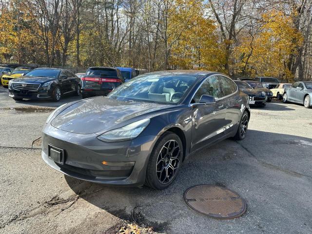 Tesla Model 3 Image 4