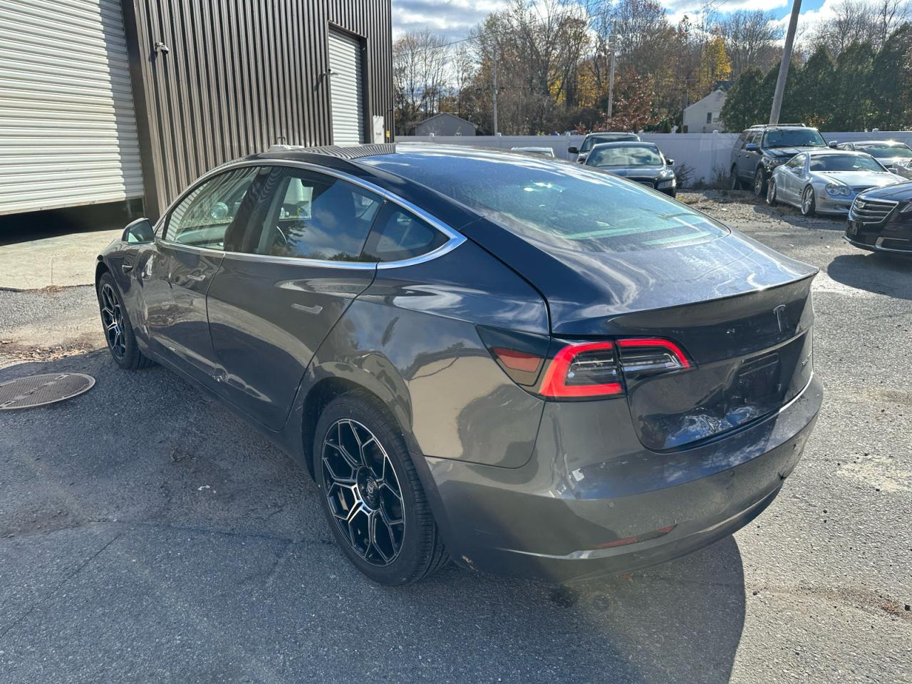 Tesla Model 3 Image 2