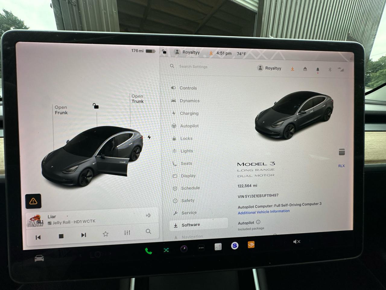 Tesla Model 3 Image 6