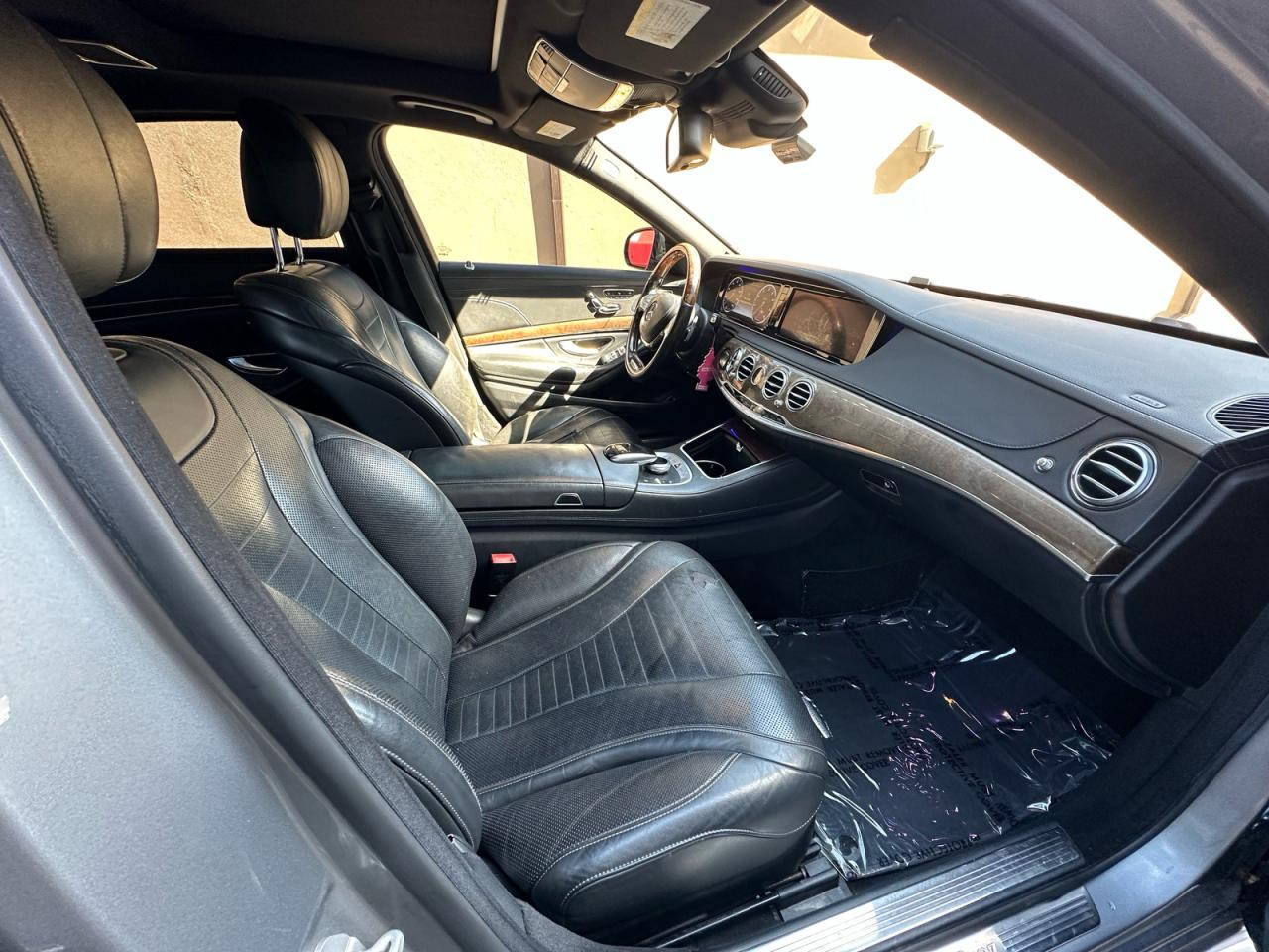 Mercedes-Benz S-Class 550 4matic Image 6