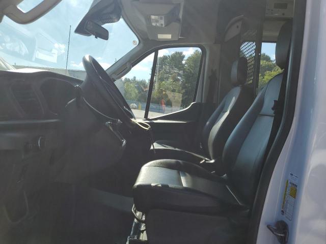 Ford Transit T-250 Image 3