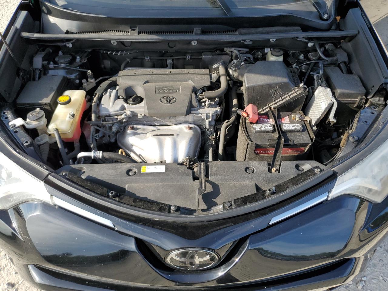 Toyota RAV4 Adventure Image 10