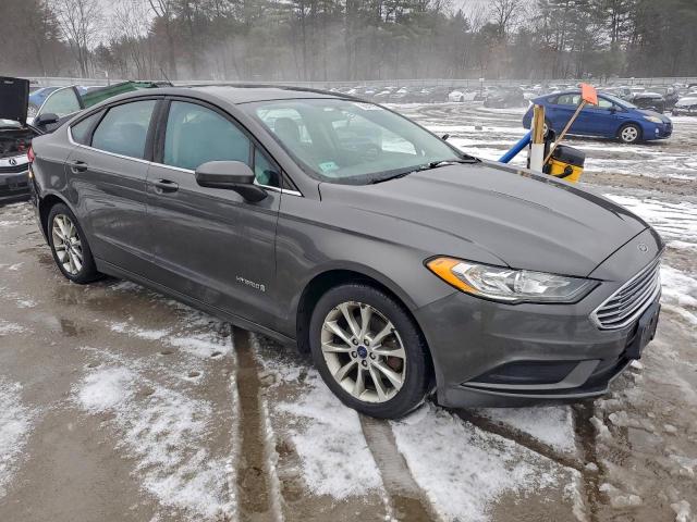 Ford Fusion Se Hybrid Image 10