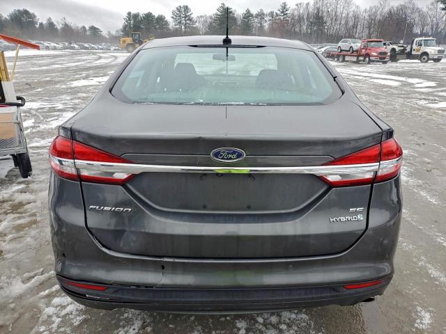 Ford Fusion Se Hybrid Image 12