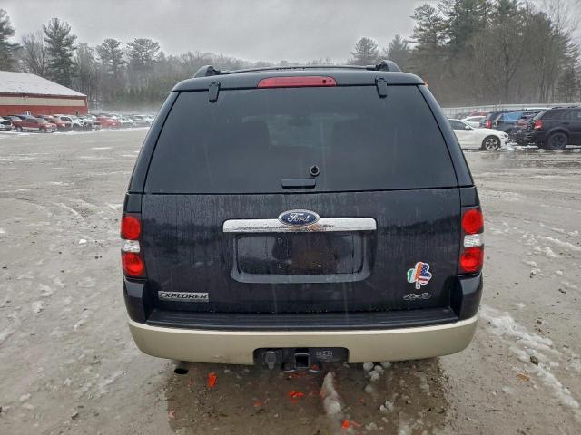 Ford Explorer Eddie Bauer Image 5