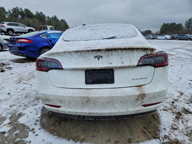 Tesla Model 3 Image 10