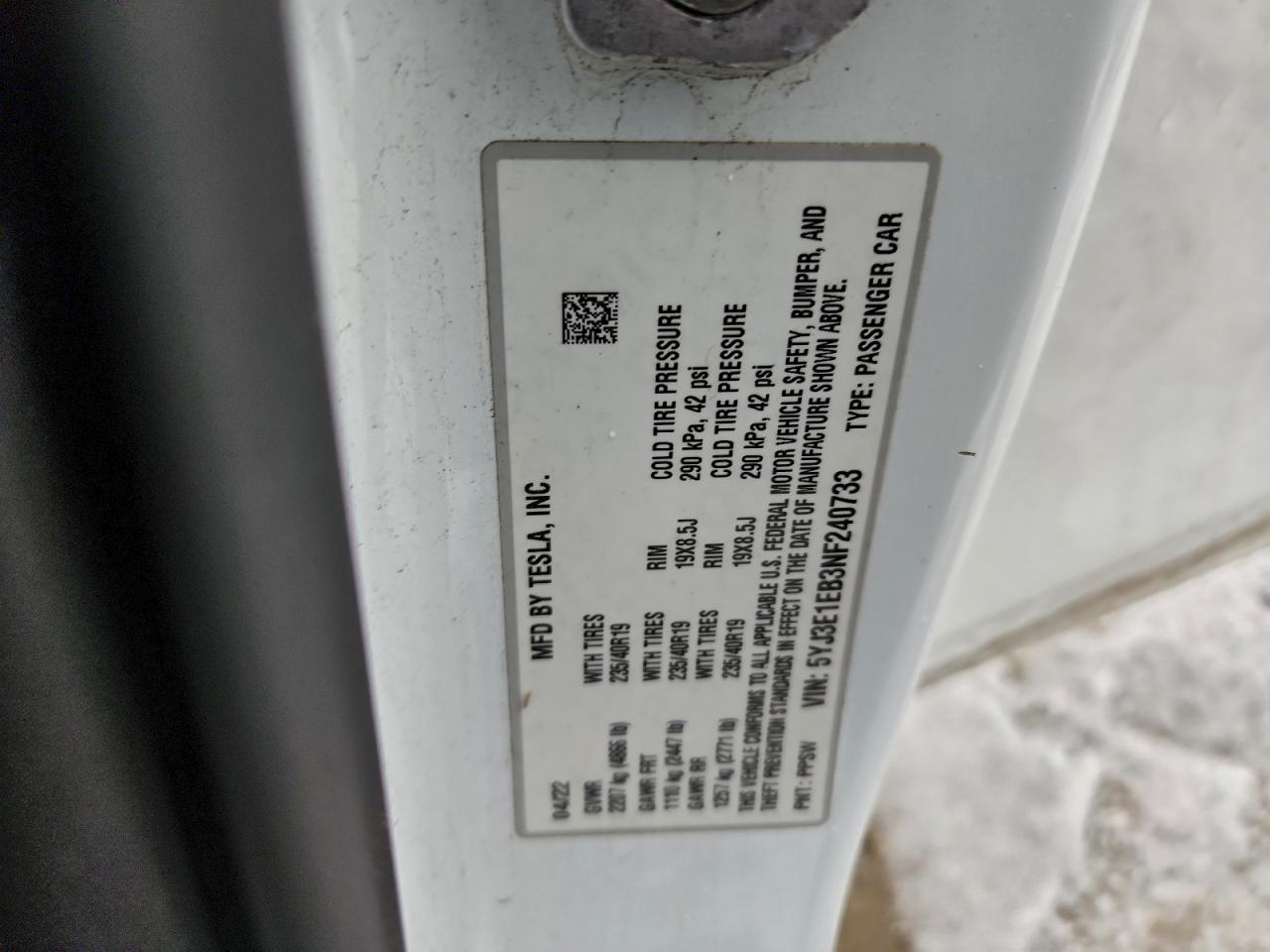 Tesla Model 3 Image 5