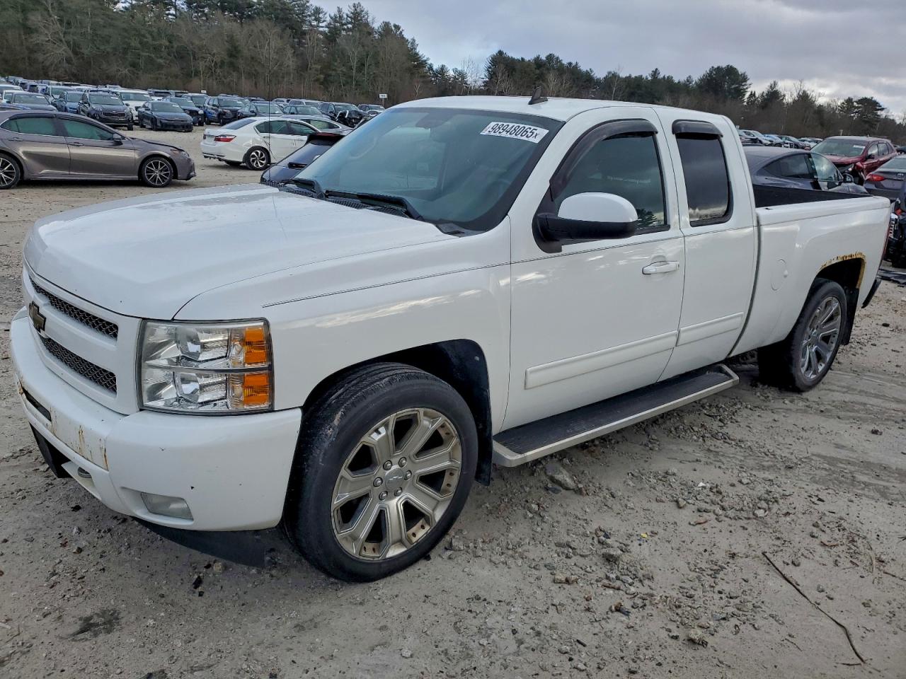 Chevrolet Silverado K1500 Ltz Image 1