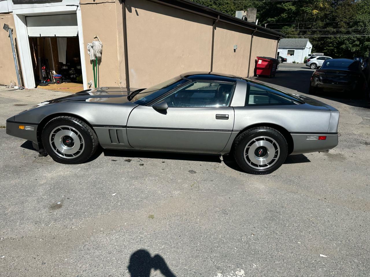 Chevrolet Corvette Image 10