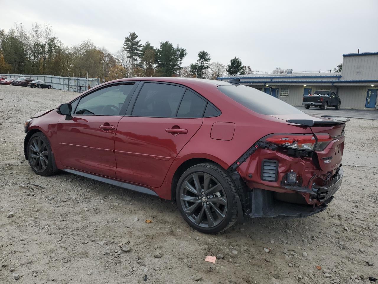Toyota Corolla Xse Image 3