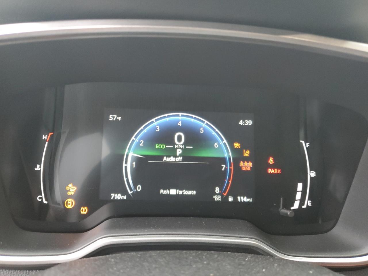 Toyota Corolla Xse Image 8