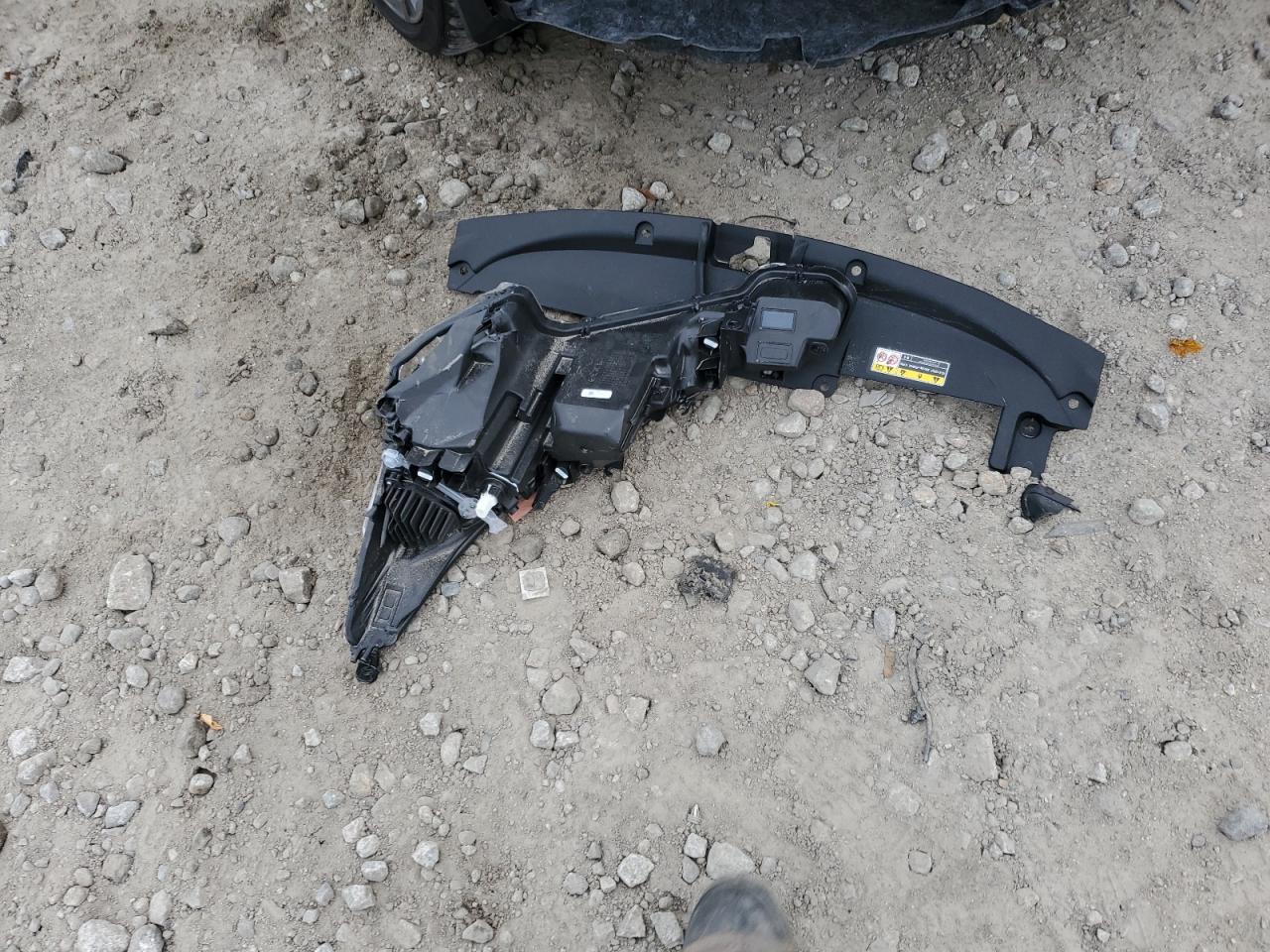 Toyota Corolla Xse Image 10