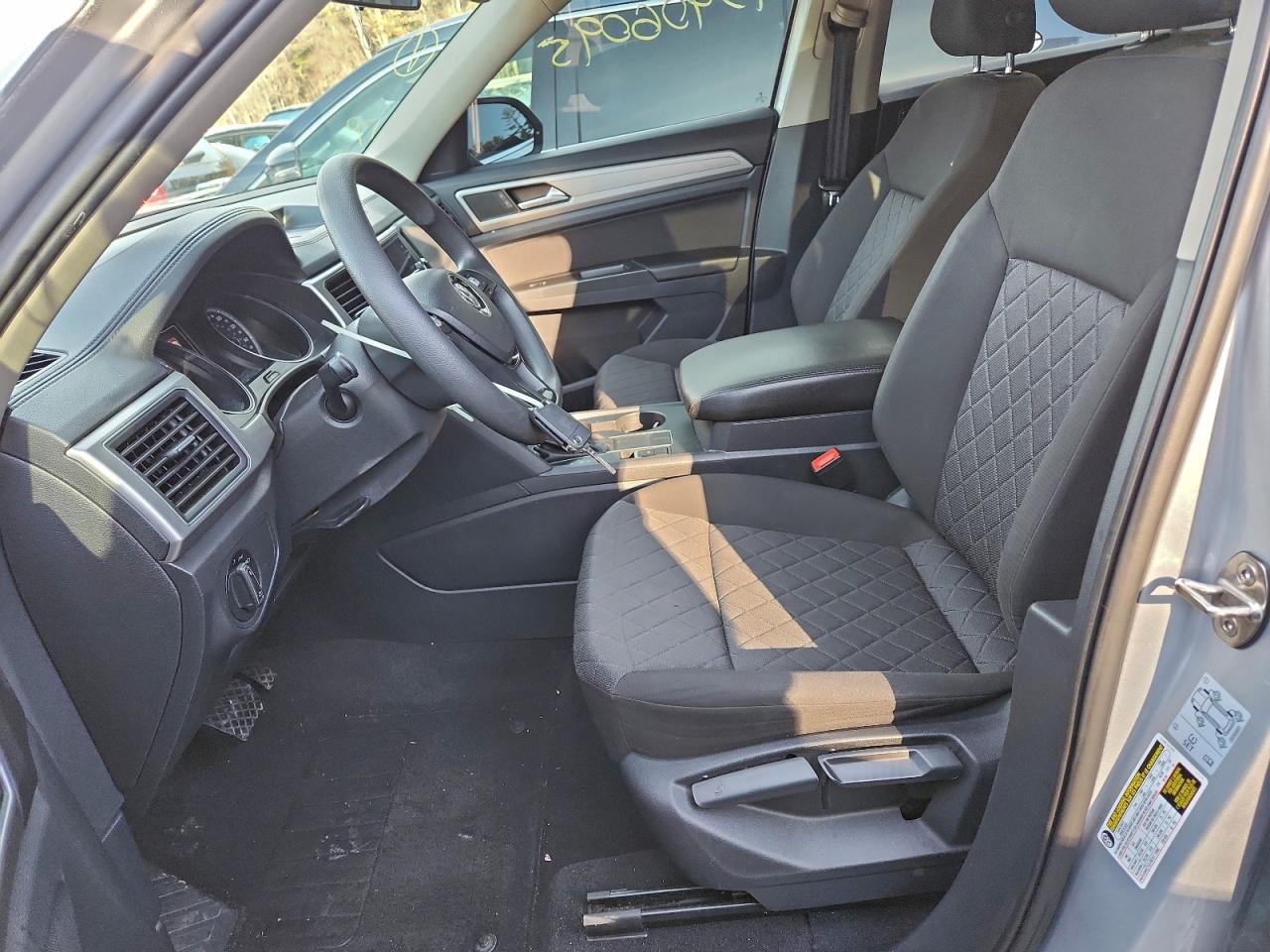 Honda Civic Sport Image 8