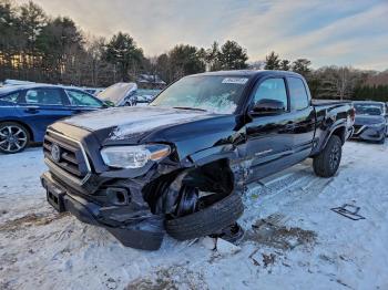  Salvage Toyota Tacoma