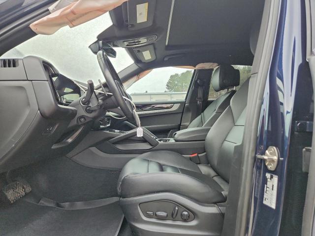 Porsche Cayenne Image 3