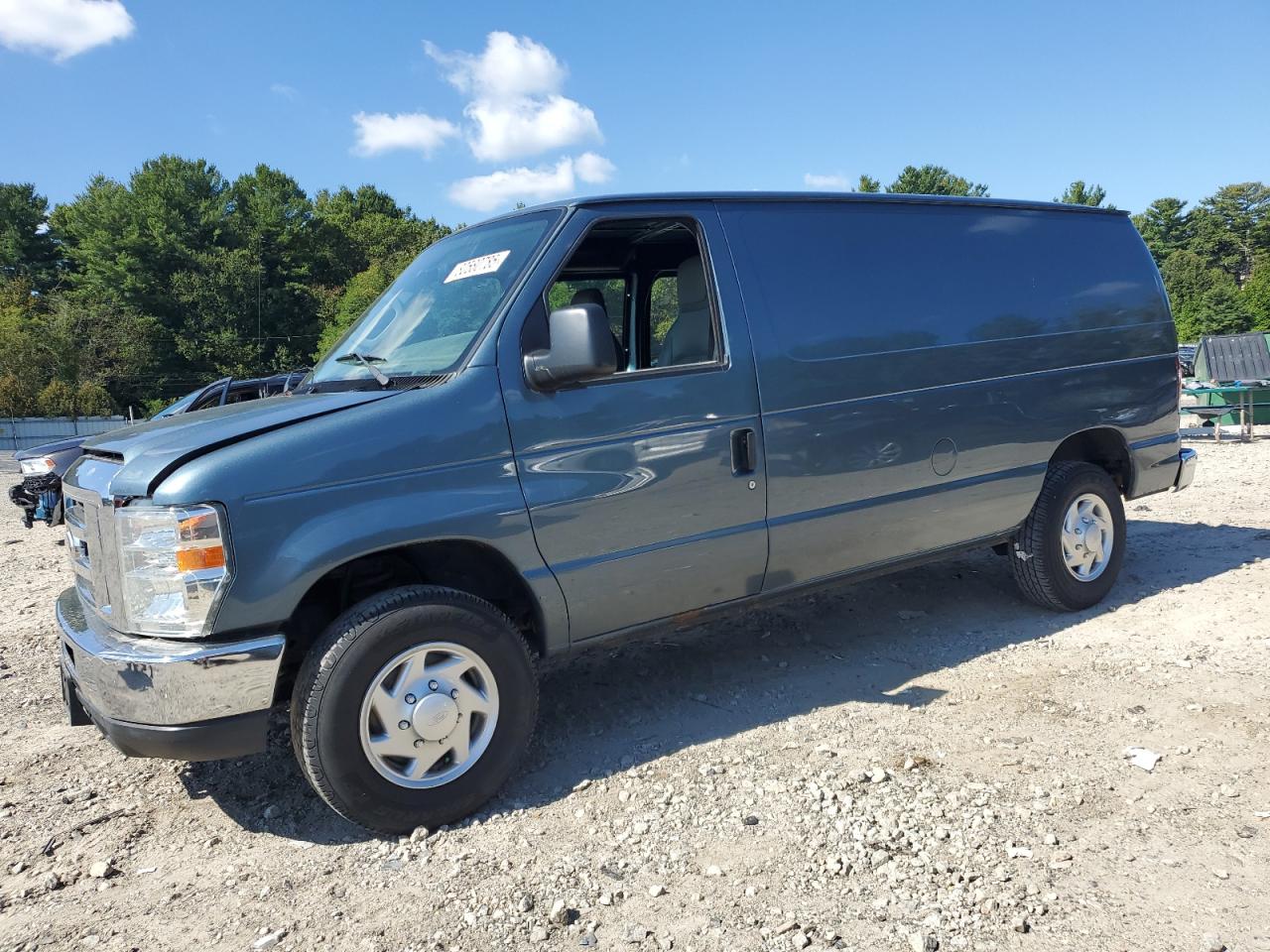 Ford Econoline E250 Van Image 1