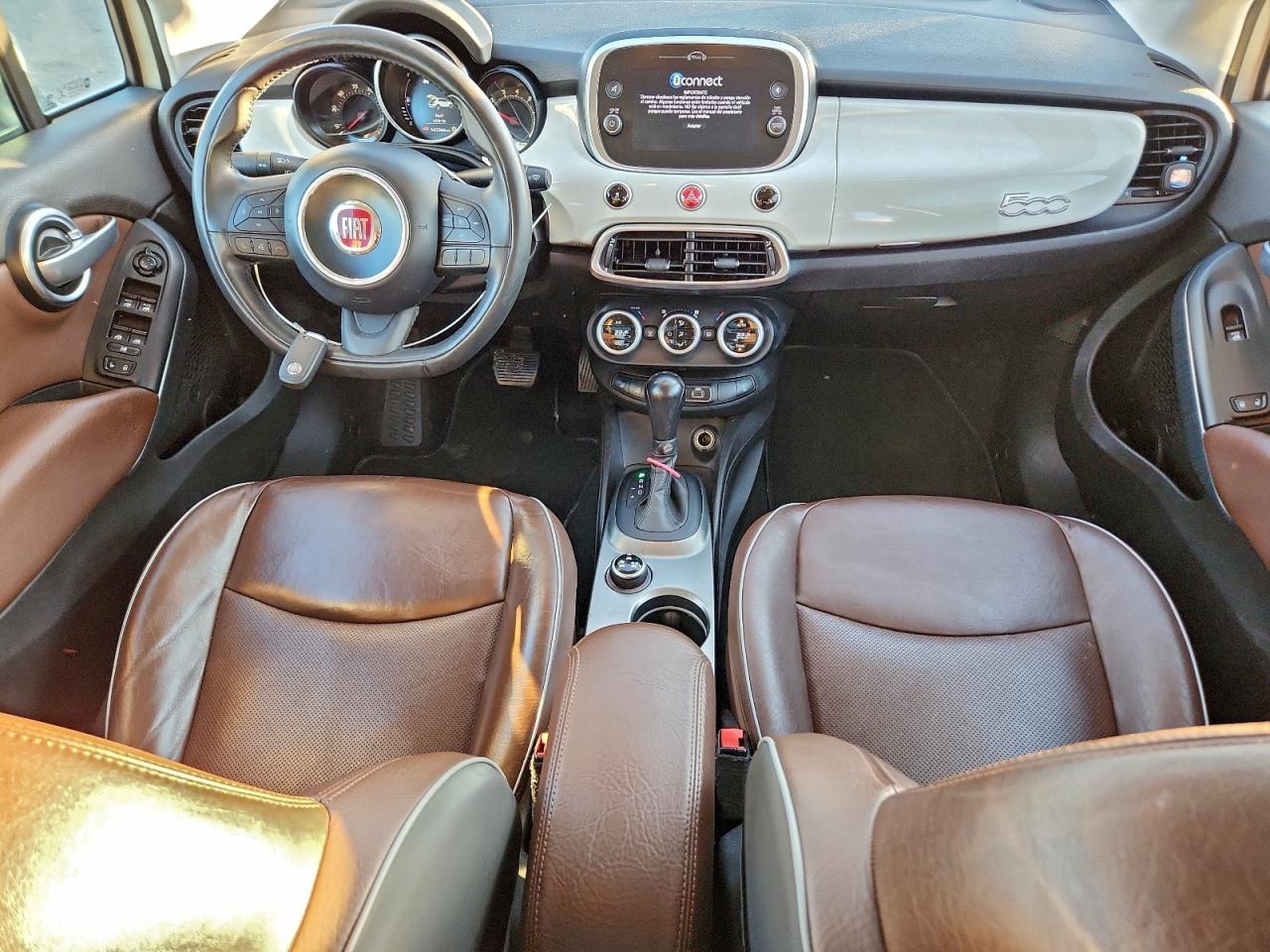 FIAT 500 Lounge Image 7