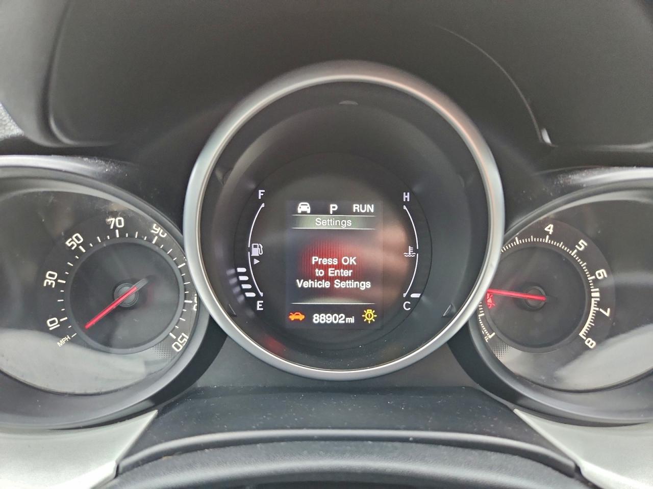 FIAT 500 Lounge Image 10