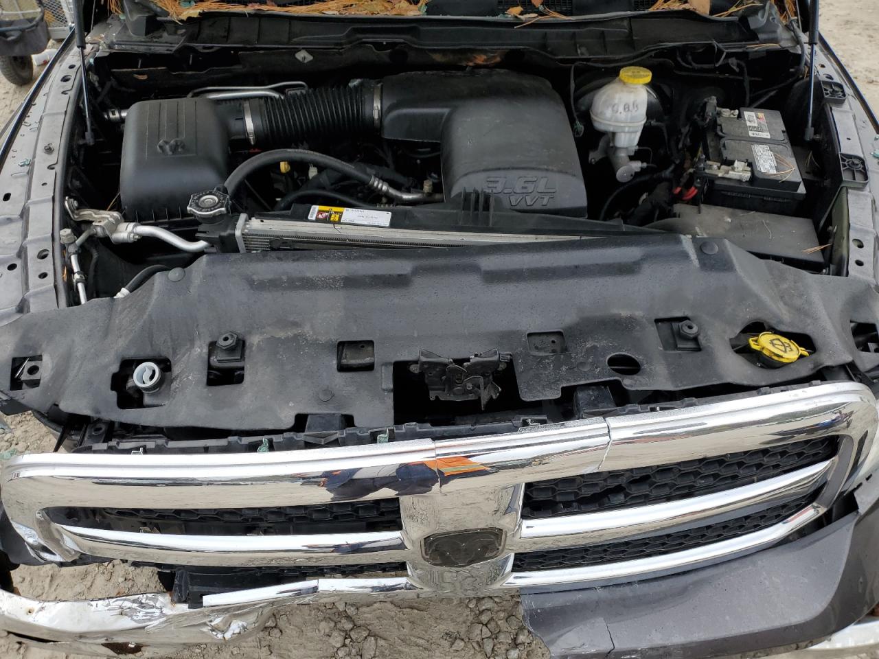 Ram 1500 Slt Image 4