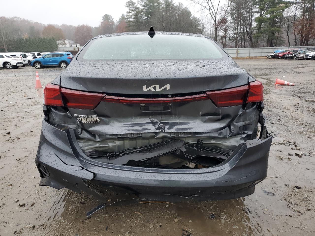 Kia Forte Fe Image 3