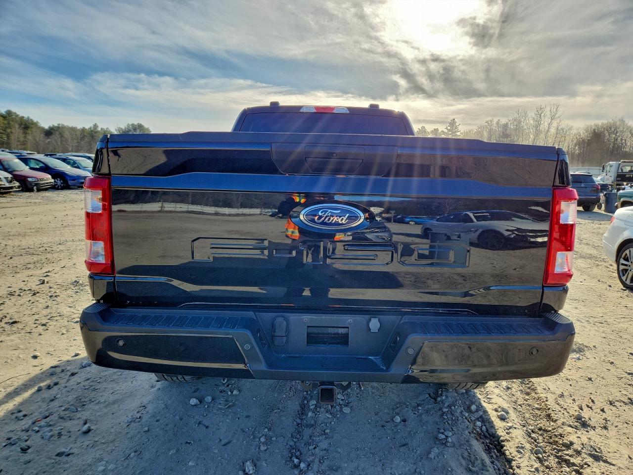 Ford F-150 Super Cab Image 8