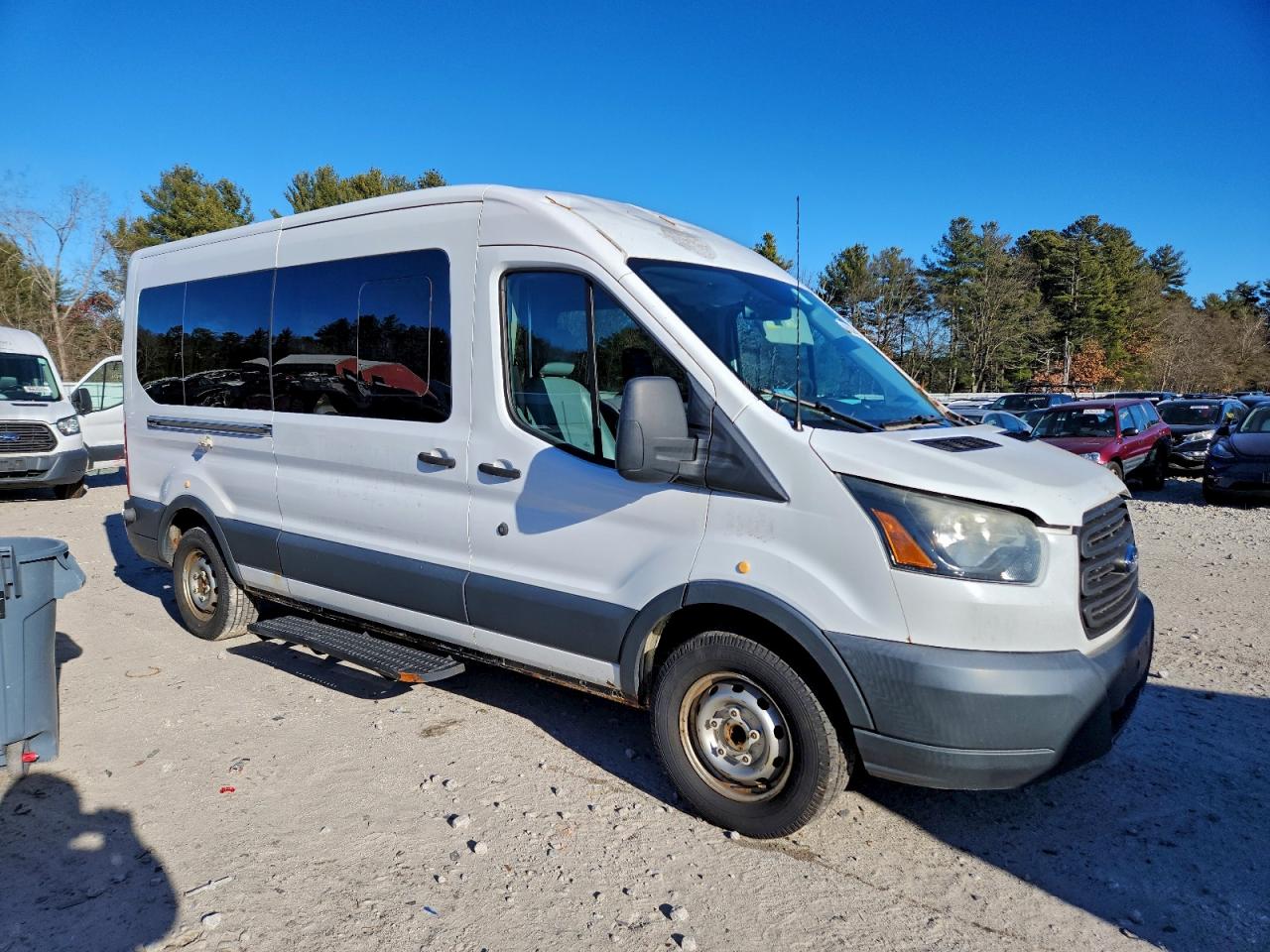 Ford Transit T-150 Image 2