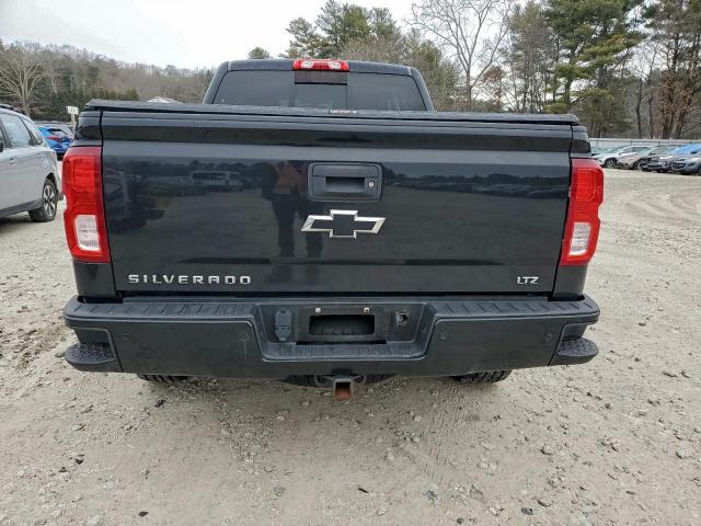 Chevrolet Silverado K1500 Ltz Image 4