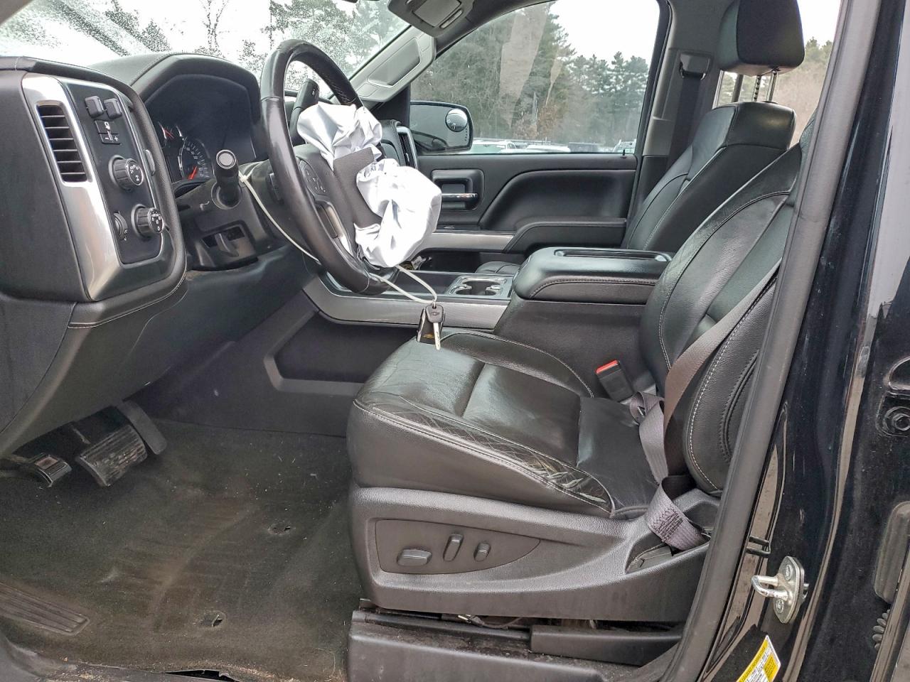 Chevrolet Silverado K1500 Ltz Image 10