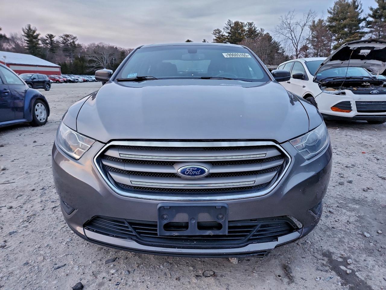 Ford Taurus Sel Image 6