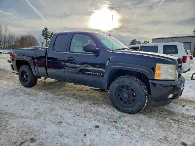 Chevrolet Silverado K1500 Image 5