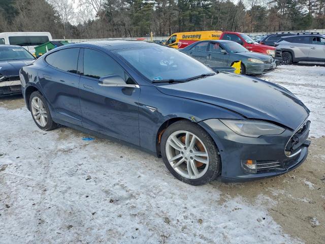 Tesla Model S 85d Image 4