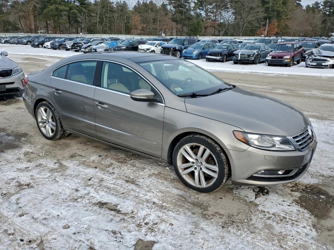 Volkswagen CC Luxury Image 10