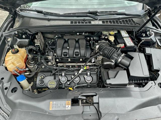 Lincoln Continental Image 10