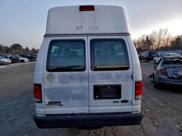 Ford Econoline E150 Van Image 6