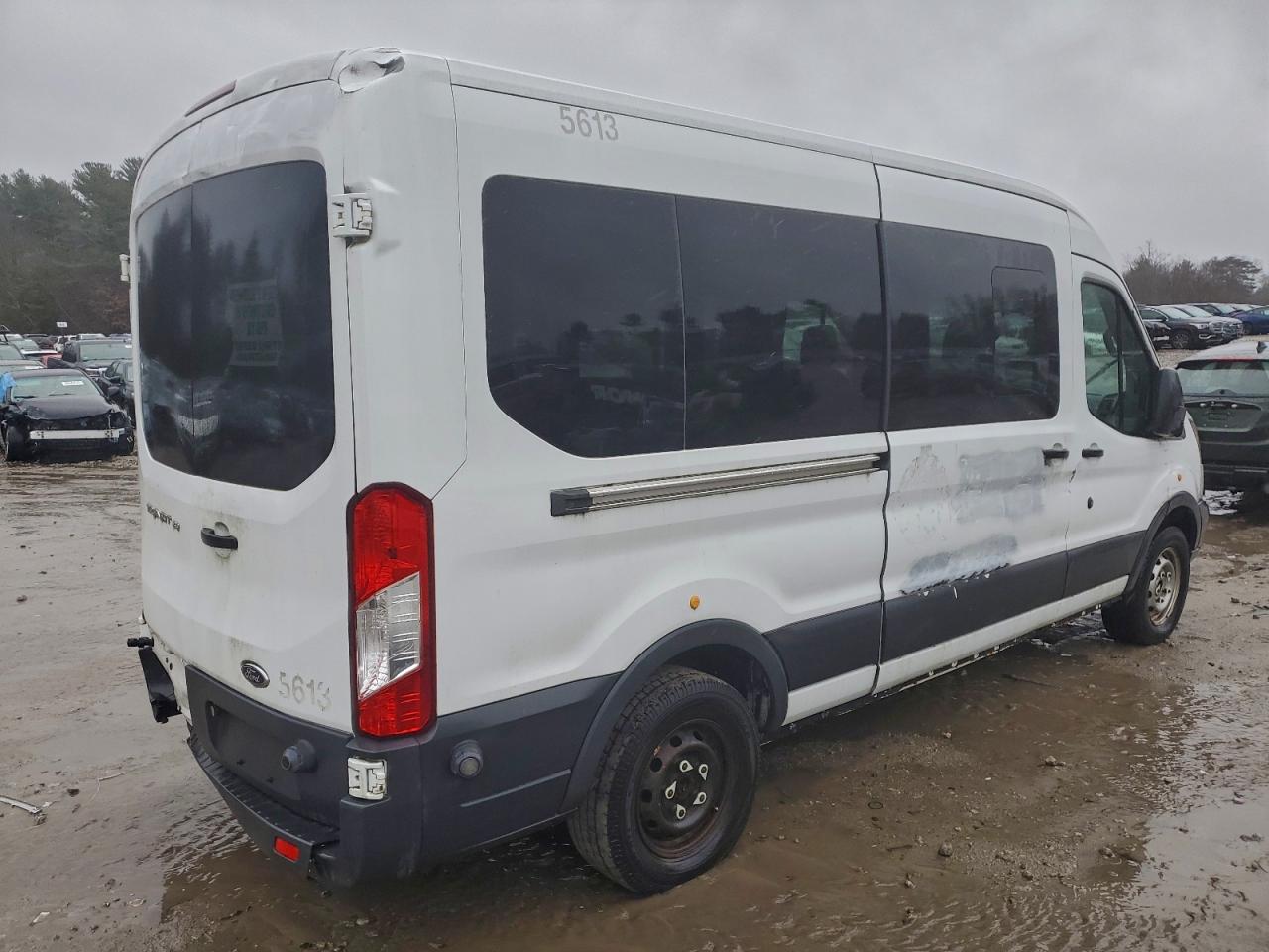 Ford Transit T-150 Image 2