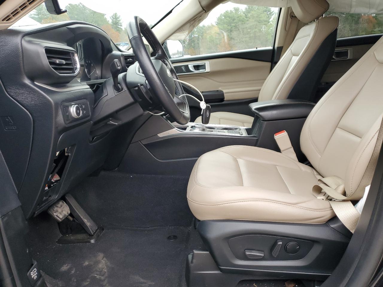 Ford Explorer Xlt Image 6