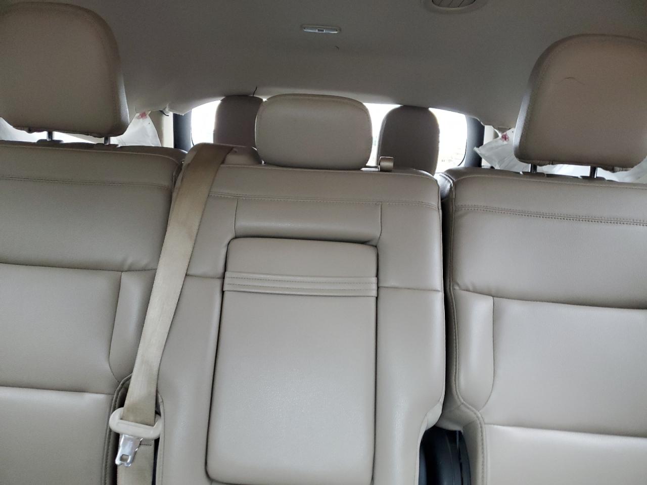 Ford Explorer Xlt Image 7