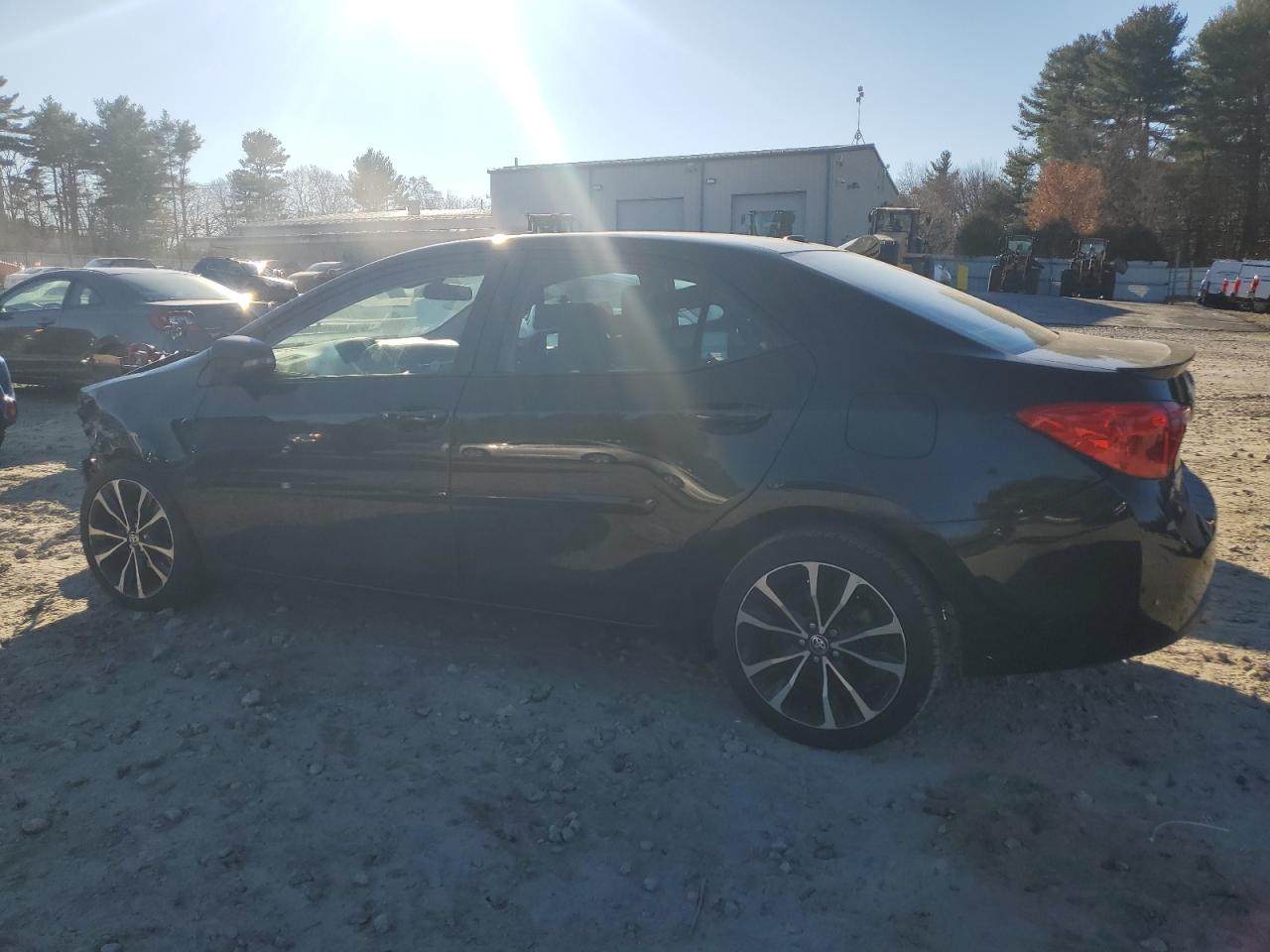 Toyota Corolla L Image 5