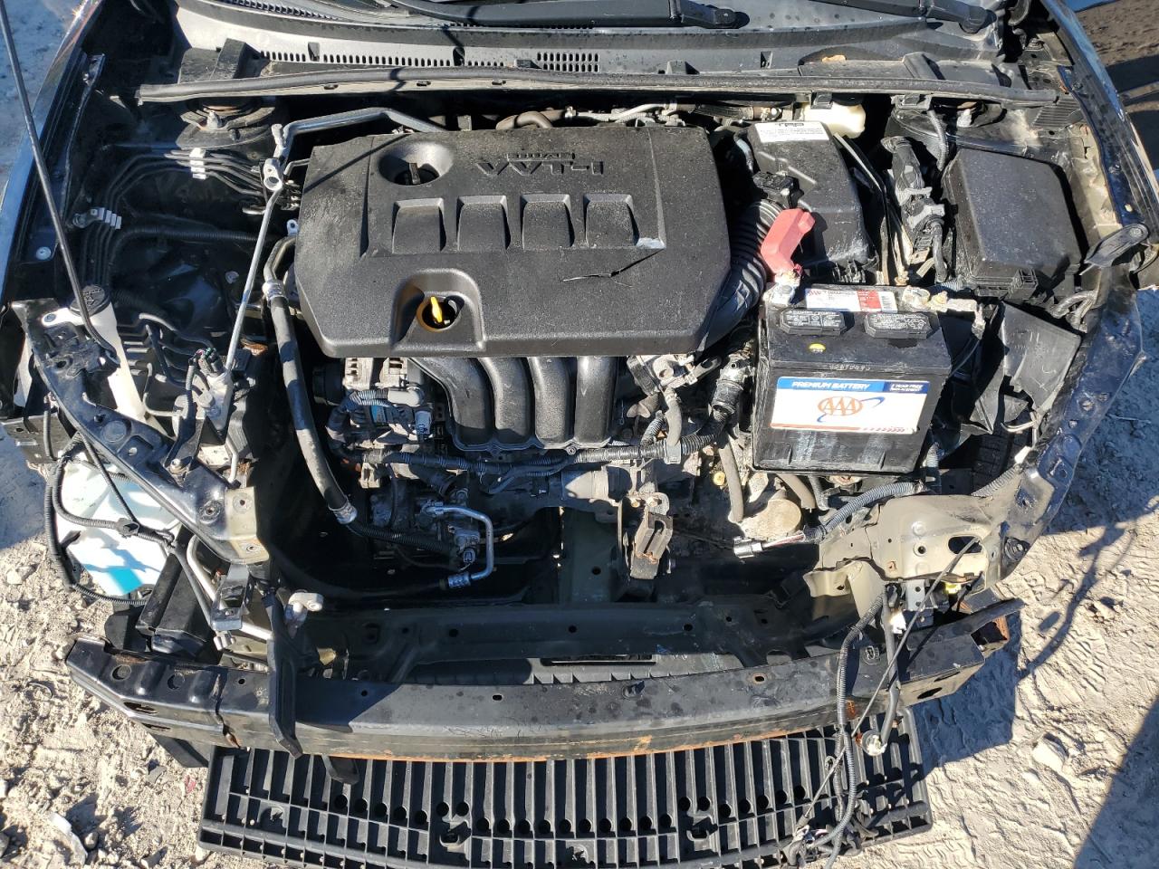 Toyota Corolla L Image 8